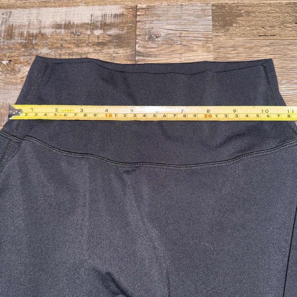 YEORO Black Cargo Flare Leggings Scrunch Butt High Rise Yoga Pants Size Small - Picture 5 of 6